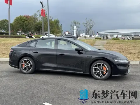 长安启源A06售1099万起，对比阿尔法S5除激光雷达还有优势吗？-2