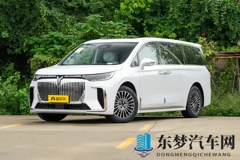 26款岚图梦想家PHEV 乾崑 Ultra 解析：高端 MPV 的豪华与实用平衡-3