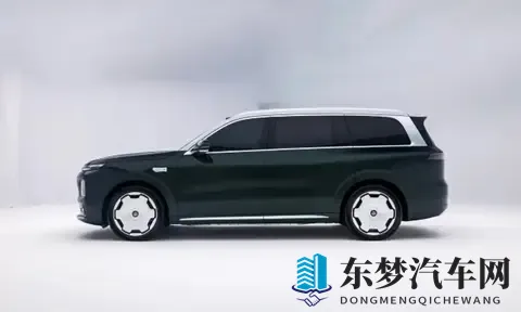 零跑造了台库里南，全尺寸SUV，3秒破百+双腔空悬，2026年上市-1