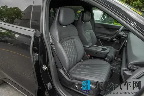 20万级豪华大五座SUV新选择！星纪元ET隐藏干货大起底！