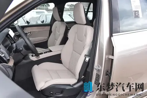 新车 售6389万元起,2026款沃尔沃XC90上市,中大型SUV_三种动力-3