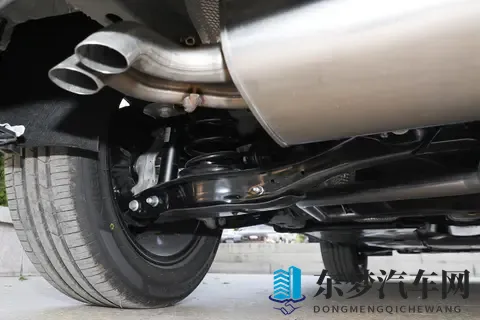 大众真不要“尊严”了！探岳最大跌幅达72万，一个月卖了15999台-1