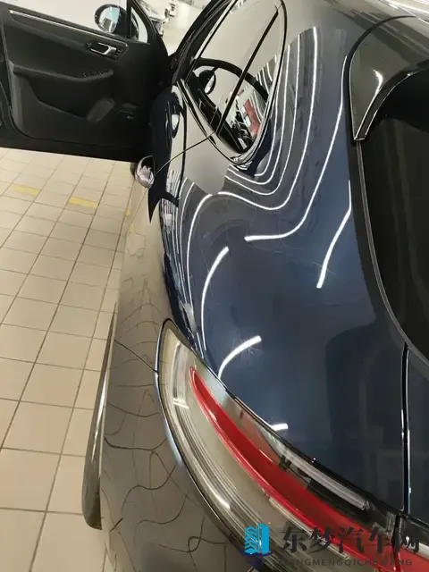 吉利第三代豪越