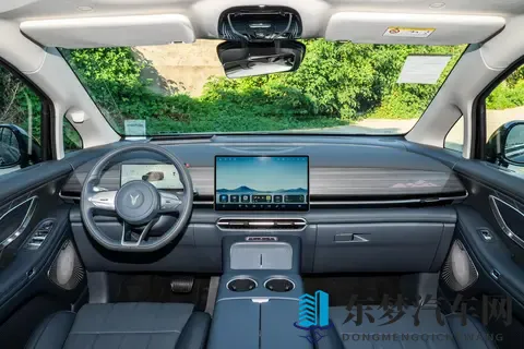 26款岚图梦想家车主真实评价，宜家宜商，实力诠释华系三旗舰-2