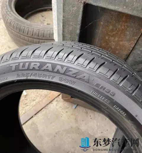 轮胎品牌怎么选？这5个口碑品牌让你告别选择困难-2