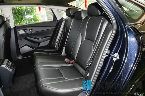 本田打起“价格战”!雅阁降至1198万起,一个月卖出13230台-2