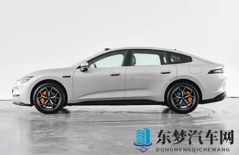 长安启源A06深度试驾:全方位考量,满足全家出行需求-3