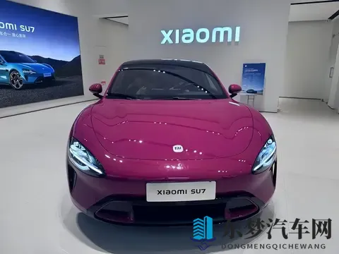 保时捷三季度亏10亿!新CEO接棒救火,电动化烂摊子咋收拾-1