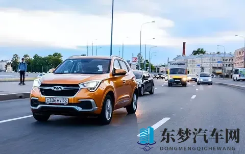 出口下跌49%！中国汽车在俄罗斯市场“遇冷”，适配性或是突破口-2