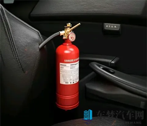 私家车需不需要放灭火器？从必须配备到不再强制标配，经历了什么-3