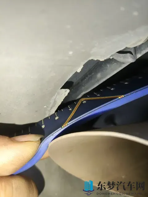 21年路虎揽胜加长版，868万，圆你陆地头等舱梦想？-1