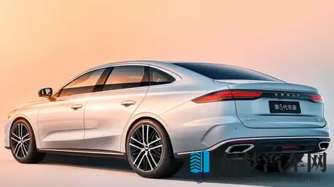 逸动还是帝豪？经济型家用轿车对比，看完就知道怎么选-2