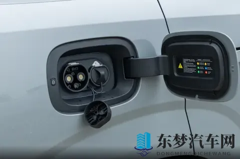 黄片软件安装：汽车科技新风向，六大趋势抢眼！