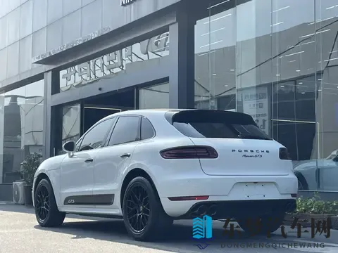 19万多拿下17年保时捷Macan GTS，体验性能SUV的乐趣-3