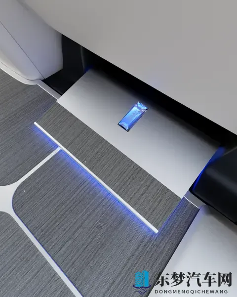 魏牌高山8换了这地板，带娃接客户终于不糟心了！