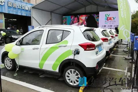 京东国民好车上市,10万元内唯一换电车,7819万元竞拍者已悔拍!-3