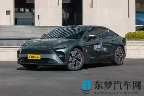 2025款星纪元ES体验：20来万的新能源车，日常用着挺实在