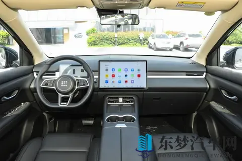 第三代蓝电 E5 PLUS开启预售：230km 续航 + 四驱，家庭出行痛点全解决-2