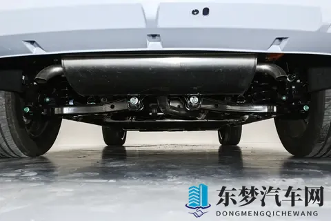 2025款捷途山海L7 PLUS:旅行小房车,家用出行的新选择-2