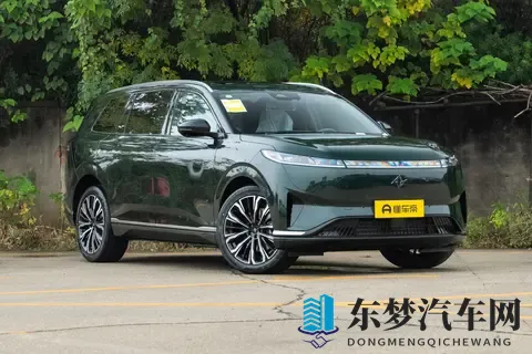 试驾2026款eπ008五座版，大空间家用SUV，配置实用-1