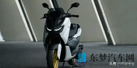 7980元买水冷150+ABS+TCS？这款平踏板把小排量配置卷到新高度！