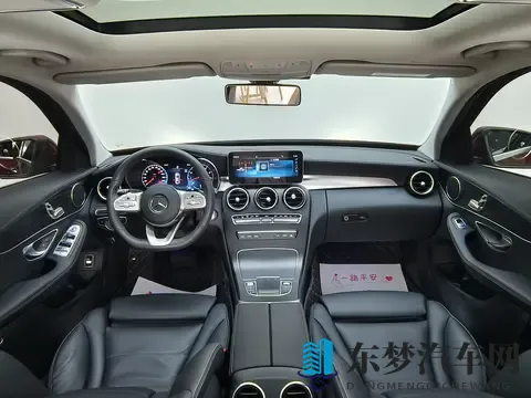 15万内拿下红色奔驰C级,2021年一手准新车,都市丽人的优雅之选-1