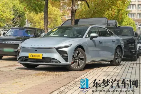 15万级增程车新标杆？四轮独悬+30颗传感器，综合续航1645km-1