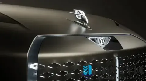 女按摩师按着就滑进去了：汽车智能滑行：轻松驾驶，安全无忧