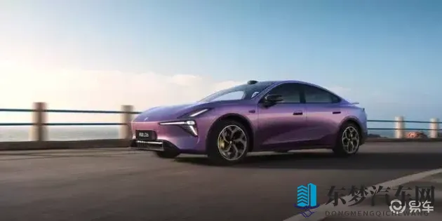 免费e站看大片真人直播：汽车直播新体验，行业动态一手掌握-1