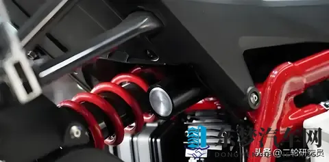 2026款凯越450RR 5大爆点：APP、仪表、极速哪个最让你心动？-2