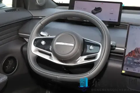 限时置换补贴1万，配雪豹四驱+飞鱼底盘20，2025款星纪元ET香吗?-2