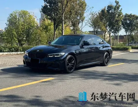 动漫美女裸交：动漫角色演绎性感互动