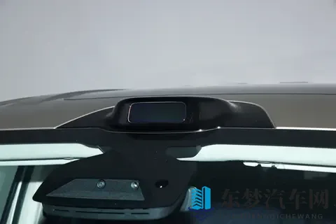 26款岚图梦想家增配又降价，30万多买MPV值吗？-3