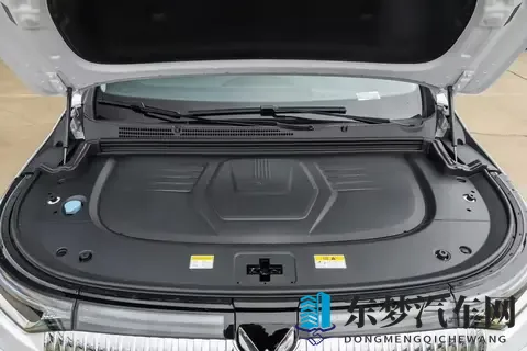 试驾26款岚图梦想家PHEV:30万级MPV,均衡才是王道-1