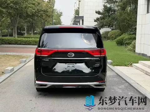 12万多拿下陆地头等舱,2021款一手传祺M8-2