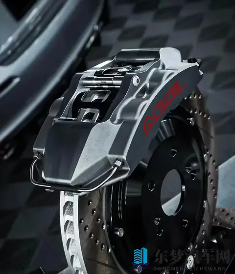 本田雅阁改装MUC前轮CX4四活塞刹车卡钳-1