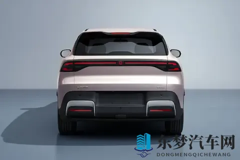 长安启源全新 Q05 车型 11 月 21 日上市，纯电续航 506km