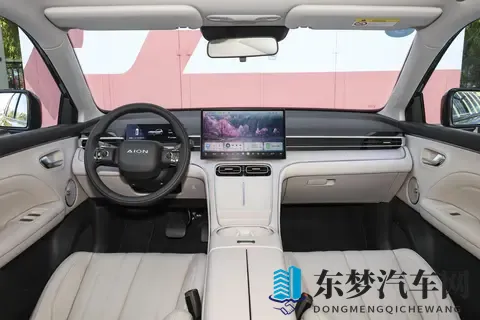 1268万起买增程SUV,亏电油耗55L,还有20万级体验?-2