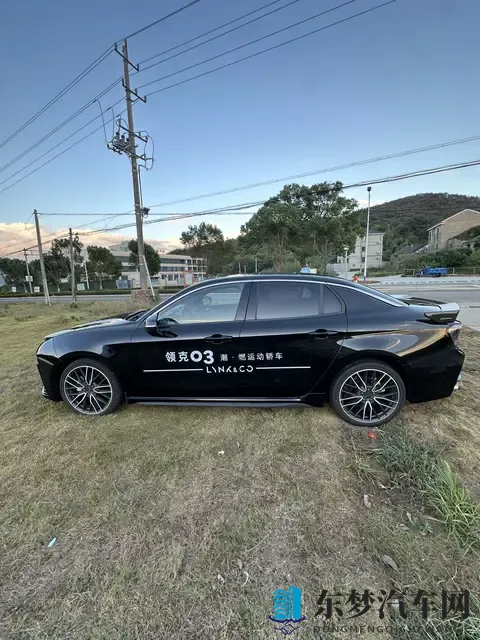 国产丰满又爽 又黄：全新汽车设计吸睛，性能豪华配置丰富-1