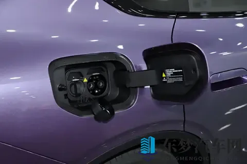 磁流变悬架、激光雷达全系标配，深蓝L06到底怎么样？-1