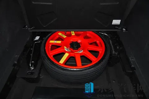 肉体裸交：裸交技术革新，智能驾驶新篇章即将开启-2