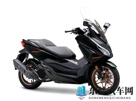 另有特别版车型，Honda 2026 Forza 125、Forza 350 踏板-1