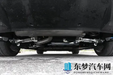 2026 款阿维塔 12 四激光版：十项升级解决用车难题，开启豪华新体验-1