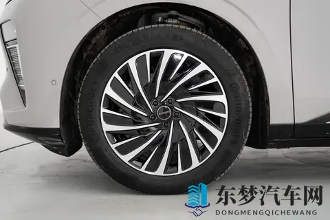 大五座布局,8295车机+800V快充,2025款星纪元ET你心动吗?-2