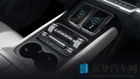 多动力版本同步推出，全新坦克400售价2498万元起-1