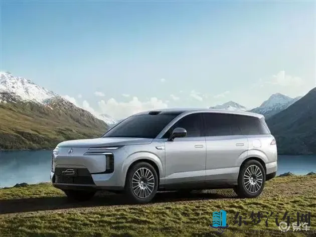 赵丽颖换脸：赵丽颖新造型引关注