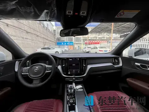 黄色视频oppo：OPPO新车型：智能驾驶，环保出行新体验