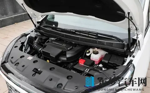 锐胜M8硬刚别克GL8！谁才是全场景出行的高质价比MPV？-3