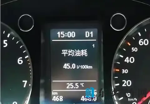 张明戳破油耗假象！表显好看全是演！真实数据才不跟你客气！-1