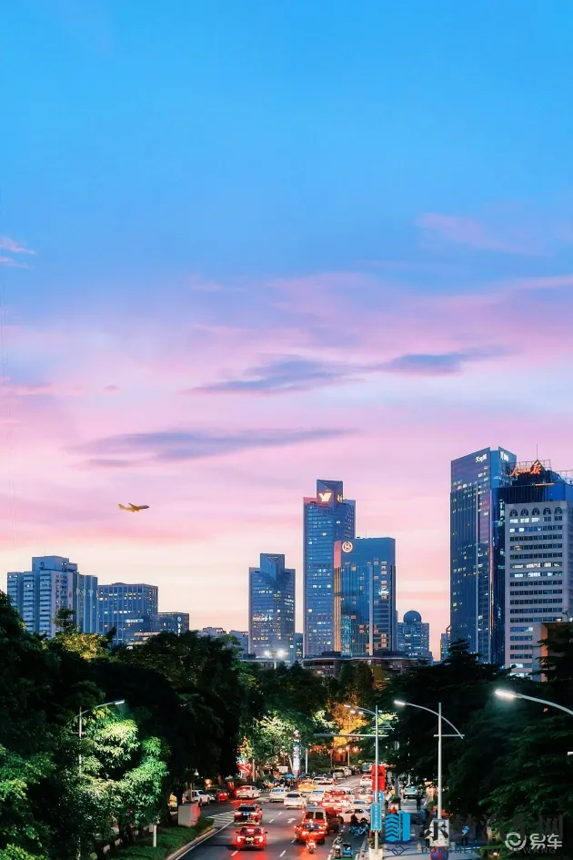 黄色视频软件网站:汽车智能升级,共享经济崛起,新能源加速发展-1